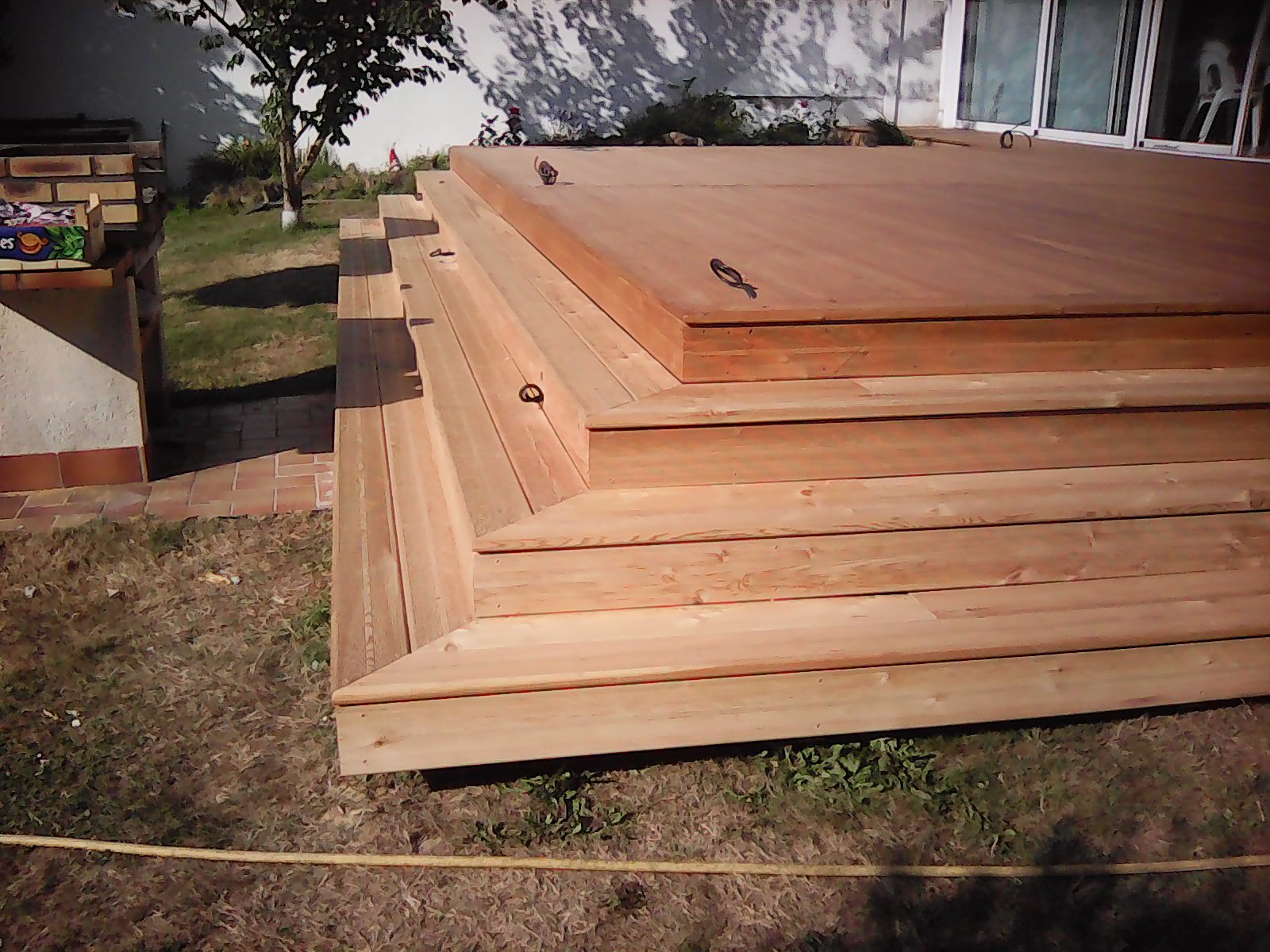 terrasse bois et création de marche